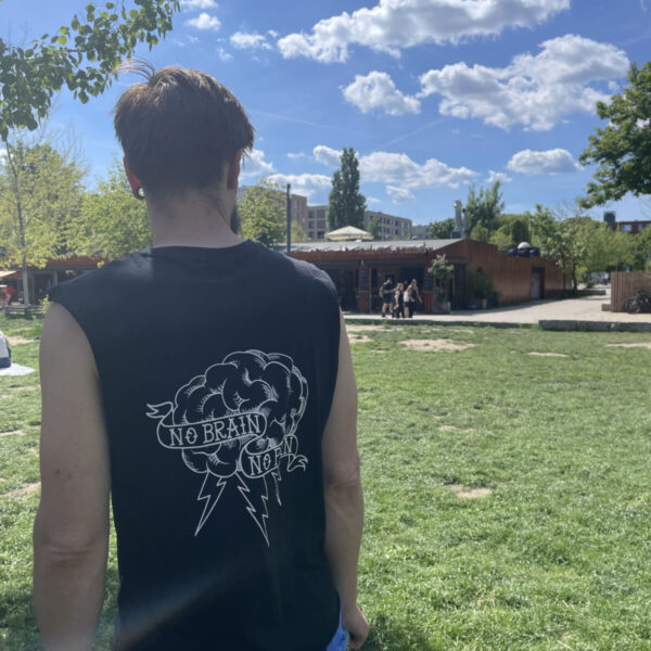 No Brain No Pain /// Sleeveless Shirt /// - Image 10