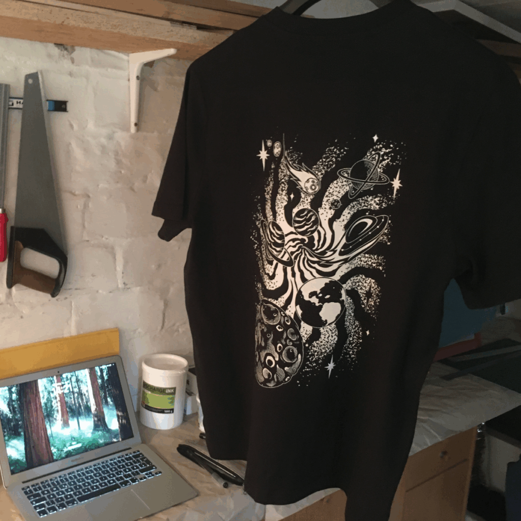 Universe /// Shirt /// BLK